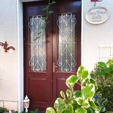 Guest House Izola Exterior foto