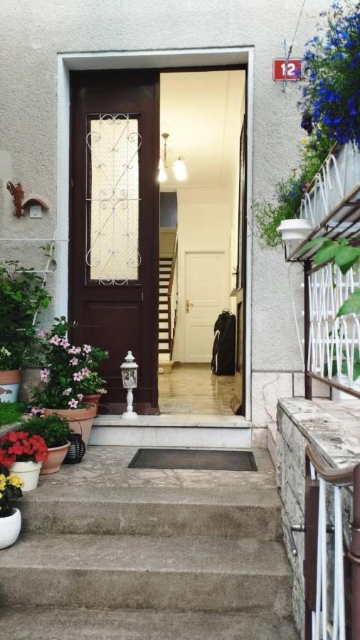 Guest House Izola Exterior foto