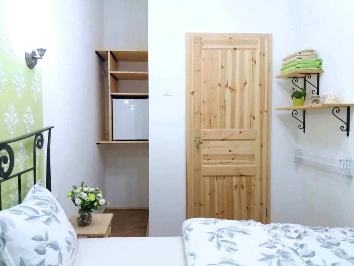 Guest House Izola Quarto foto